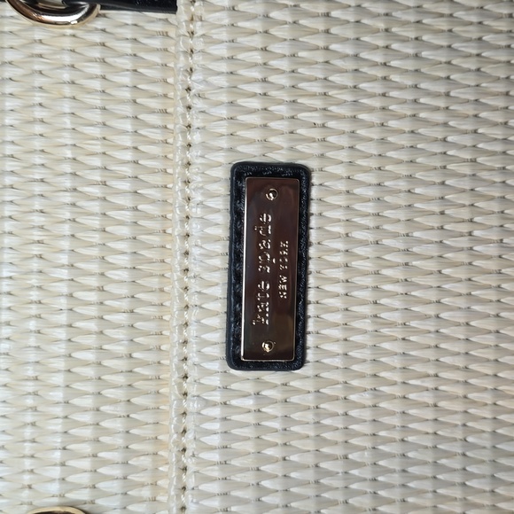 Kate Spade New York Woven Straw Bag with Leather Trim and Bow - Picture 4 of 8